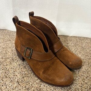 UGG Chestnut Brown Wright‎ Belted Boots size 7 EUC